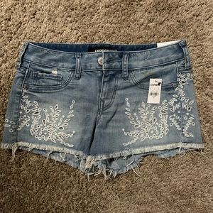 Express Jean shorts, 0, embroidered, NWT